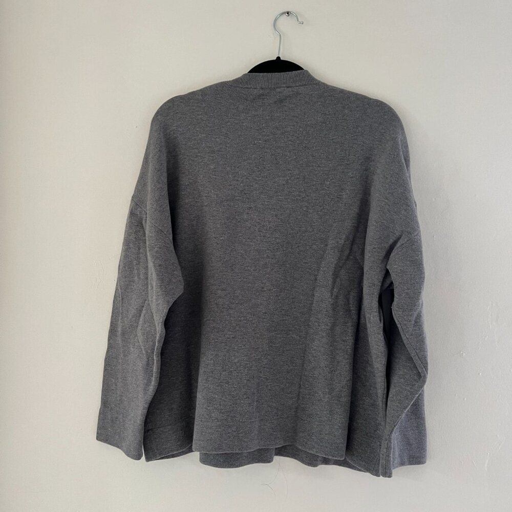 Ven Store Pullover - Picture 2 of 7